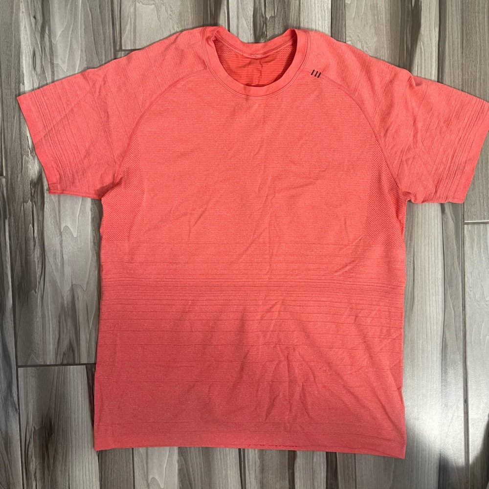 lululemon athletica Coral Short Sleeve Metal Vent Tech Tee